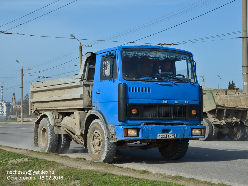 Севастополь, № А 223 ЕН 92 — МАЗ-5551 [555100]