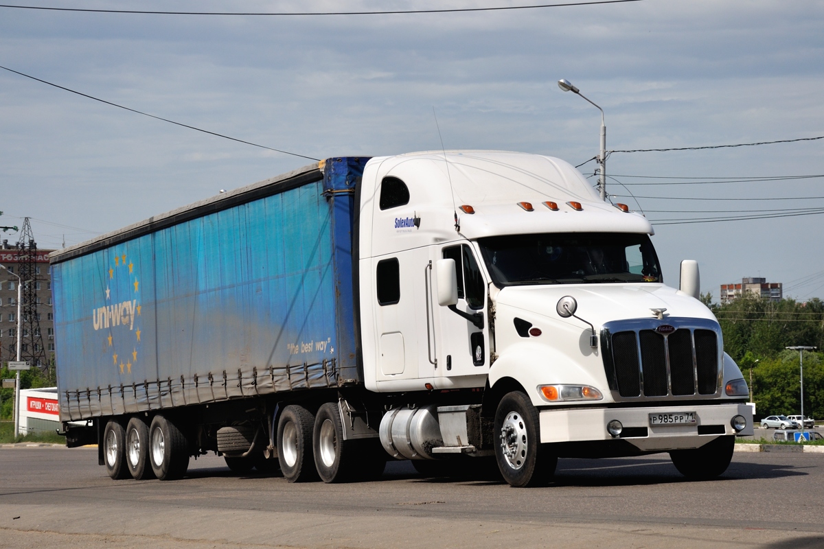 Тульская область, № Р 985 РР 71 — Peterbilt 387