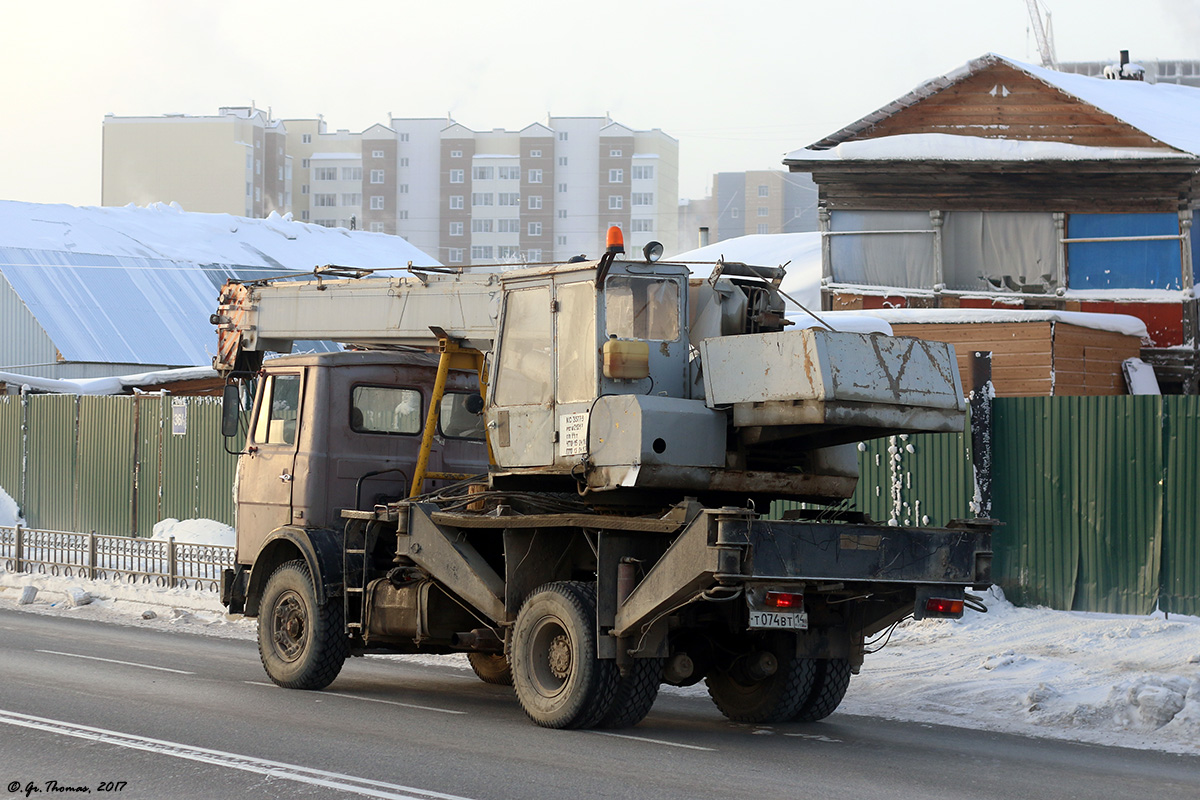 Саха (Якутия), № Т 074 ВТ 14 — МАЗ-5337 [533700]