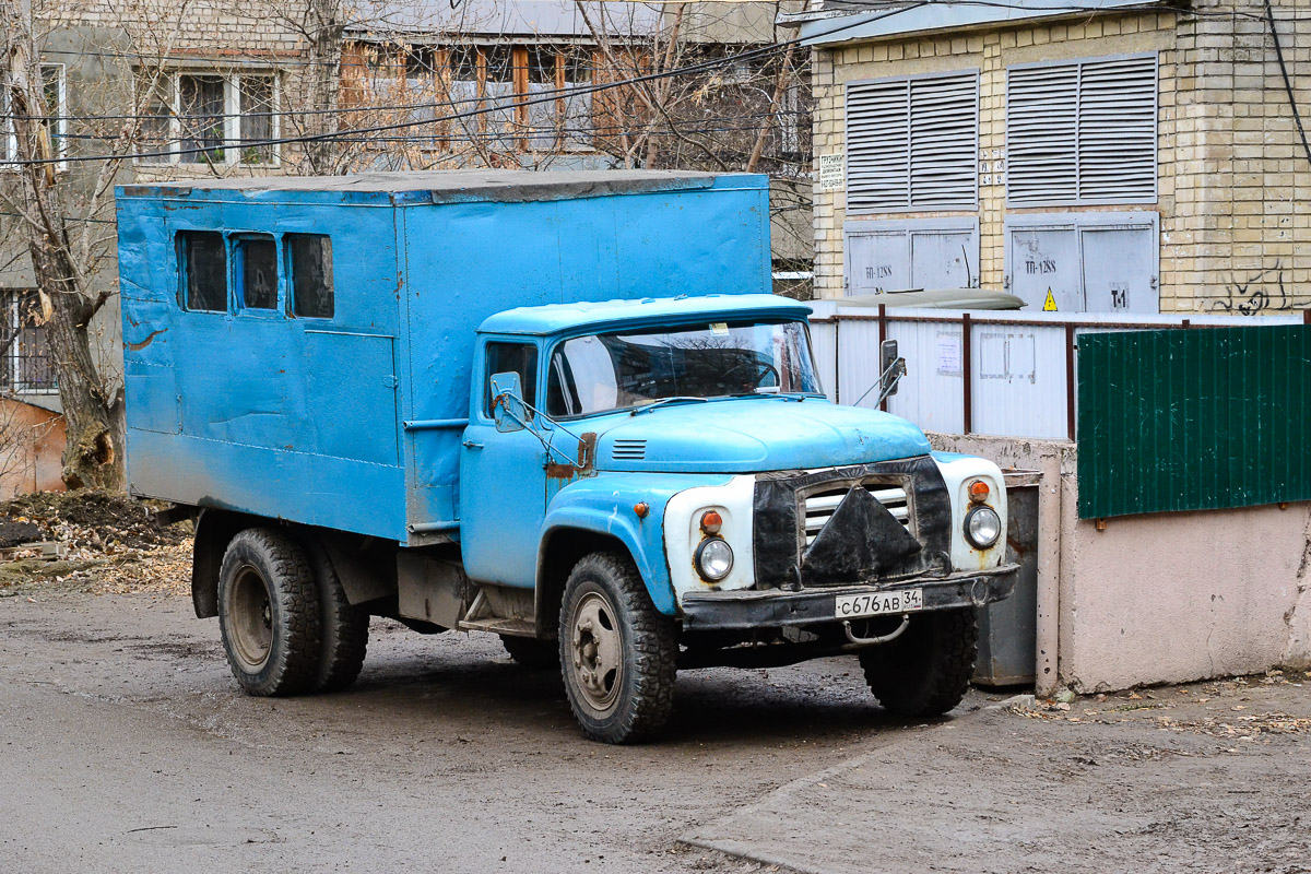 Волгоградская область, № С 676 АВ 34 — ЗИЛ-130 (общая модель)