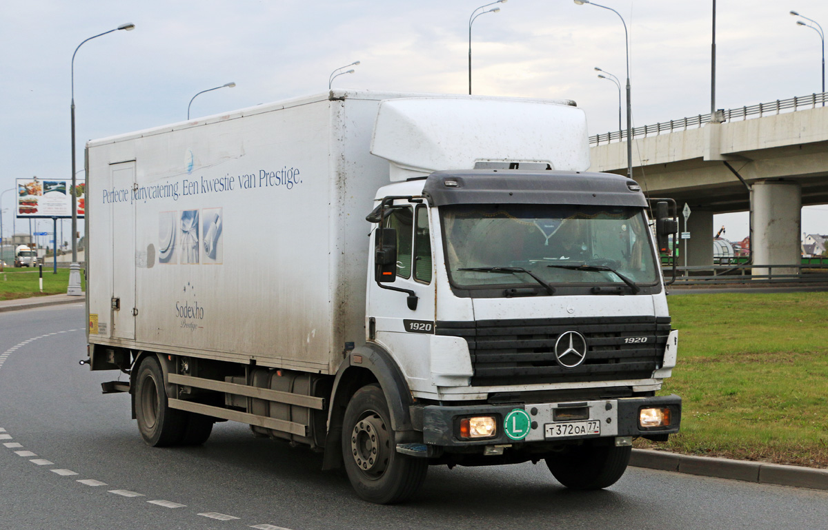 Москва, № Т 372 ОА 77 — Mercedes-Benz SK (общ. мод.)