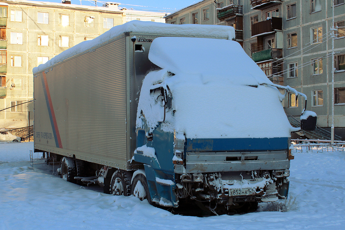 Саха (Якутия), № Х 852 НА 125 — Isuzu Giga (общая модель)