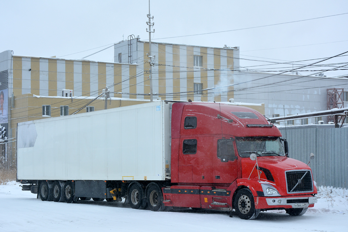 Ямало-Ненецкий автоном.округ, № В 566 СН 89 — Volvo VNL780