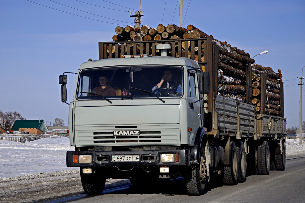 Восточно-Казахстанская область, № 697 AP 16 — КамАЗ-53215-13 [53215N]