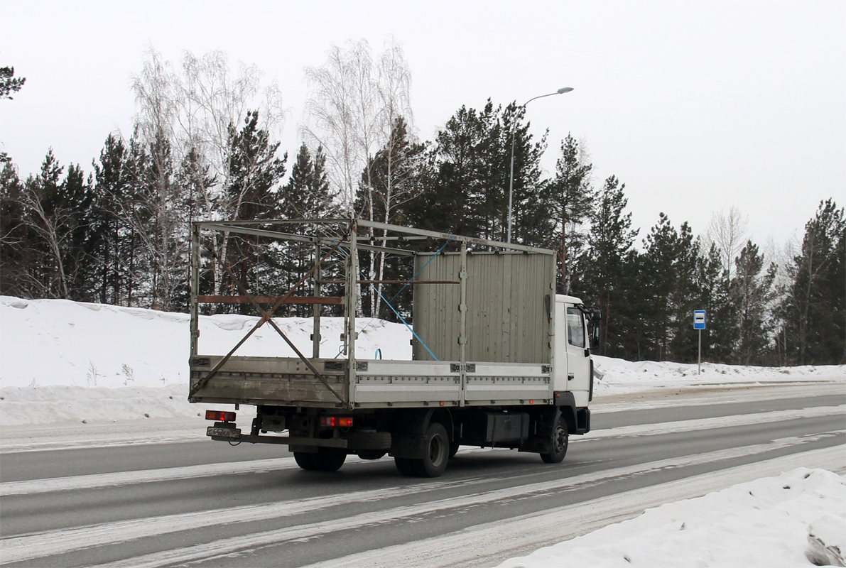 Красноярский край, № Е 447 КА 124 — МАЗ-437130 "Зубрёнок"