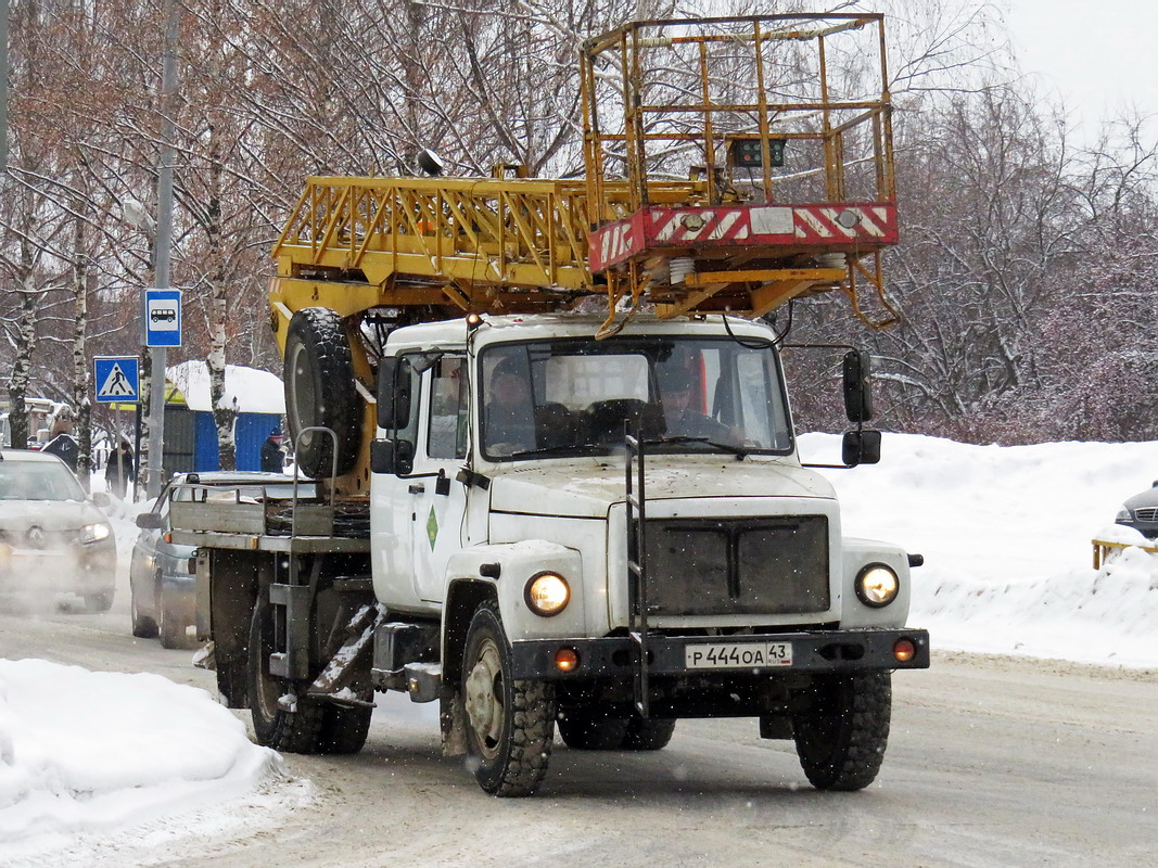 Кировская область, № Р 444 ОА 43 — ГАЗ-3309