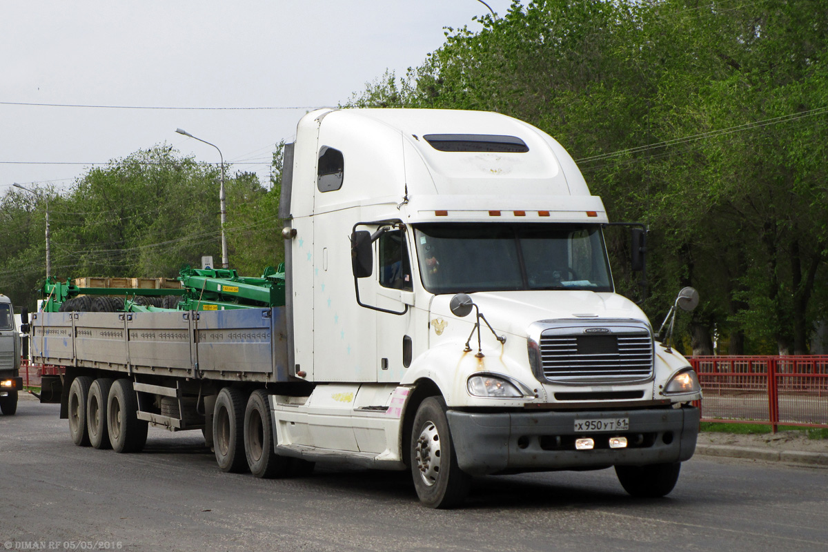 Ростовская область, № Х 950 УТ 61 — Freightliner Columbia