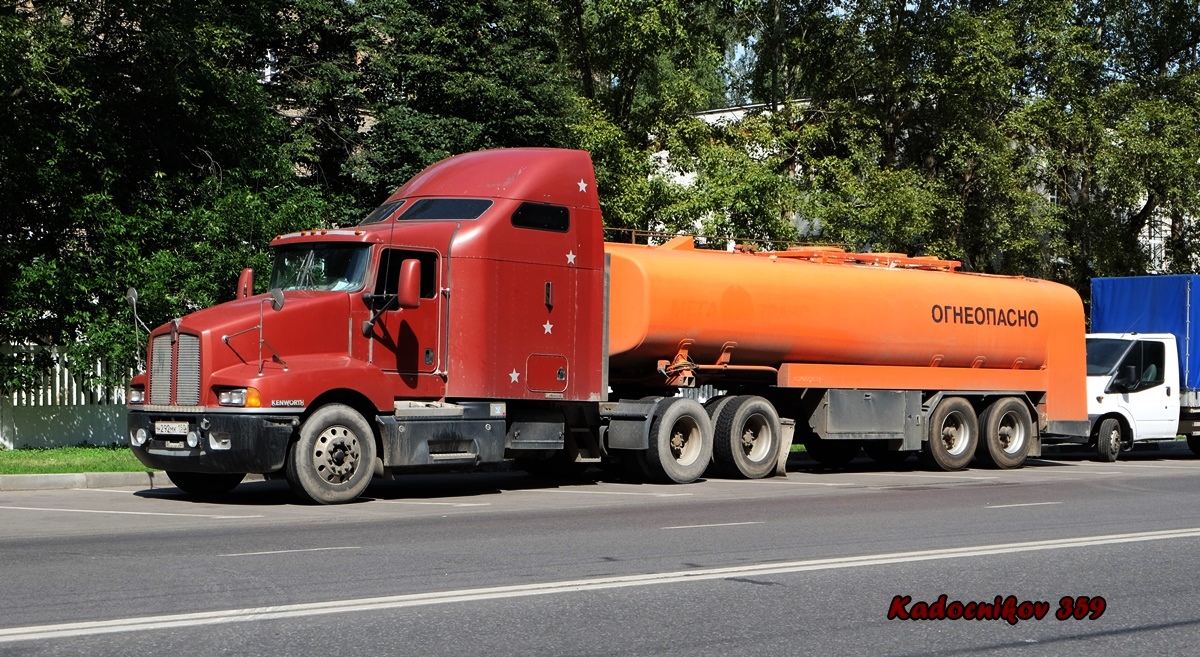 Московская область, № Н 292 МК 150 — Kenworth T600