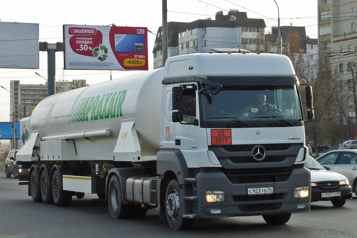 Волгоградская область, № С 923 УВ 34 — Mercedes-Benz Axor 1836