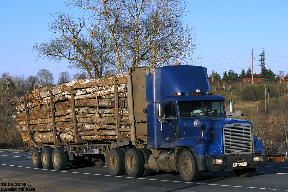 Москва, № В 430 СС 177 — Freightliner FLD 120