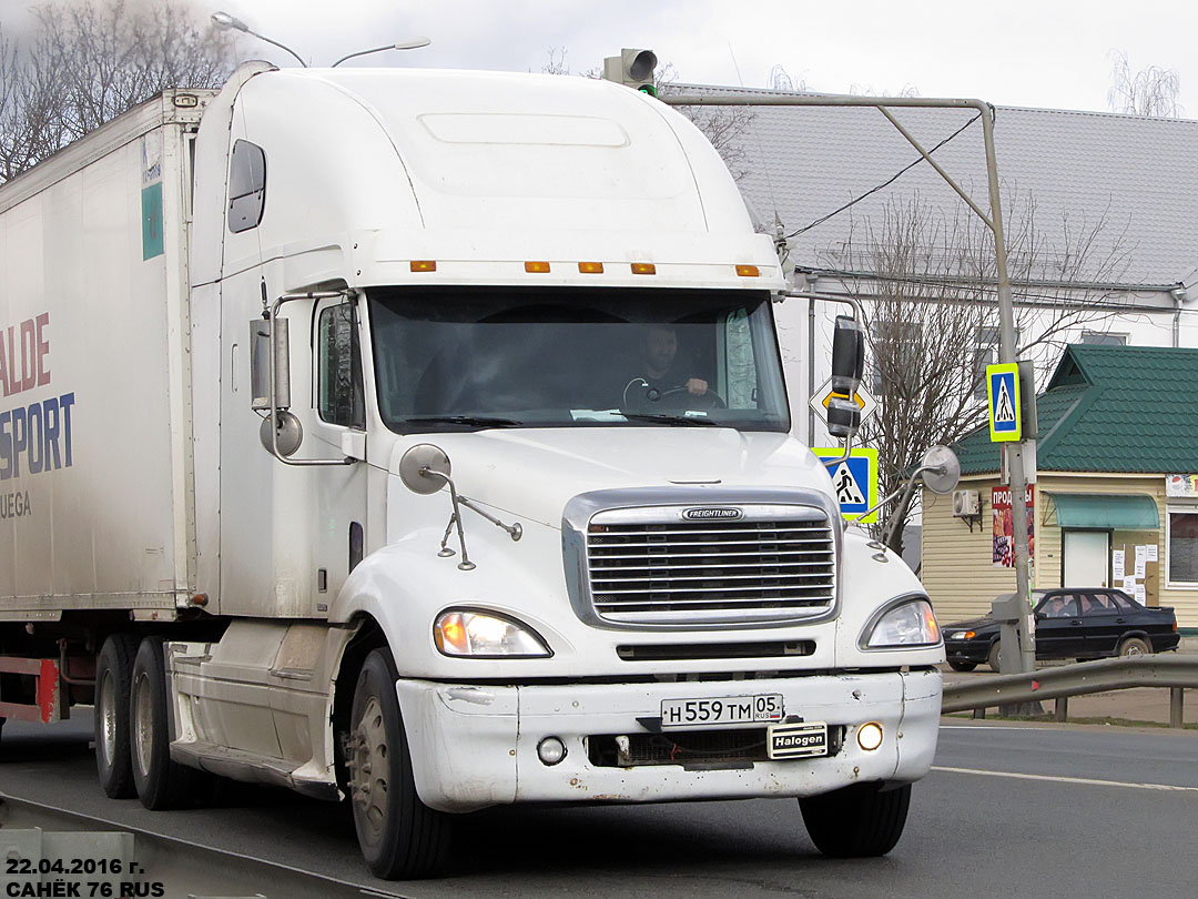 Дагестан, № Н 559 ТМ 05 — Freightliner Columbia