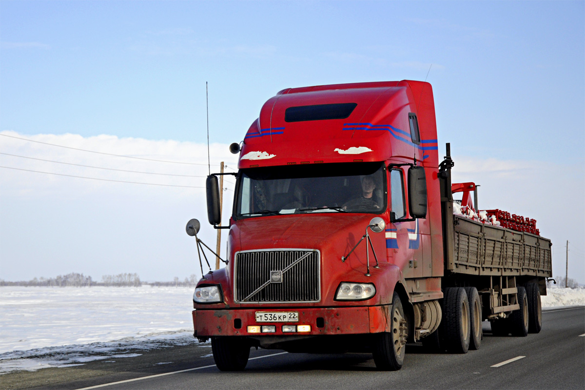 Алтайский край, № Т 536 КР 22 — Volvo VNL660