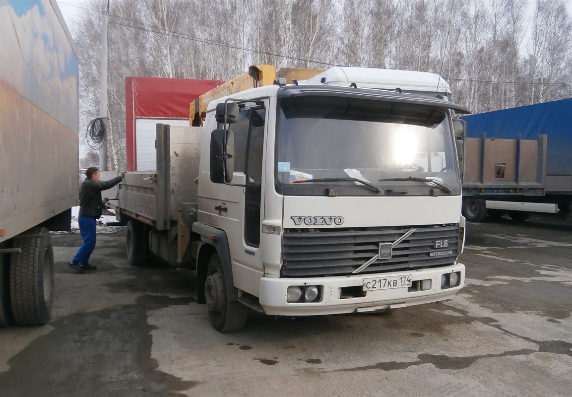 Челябинская область, № С 217 КВ 174 — Volvo FL6