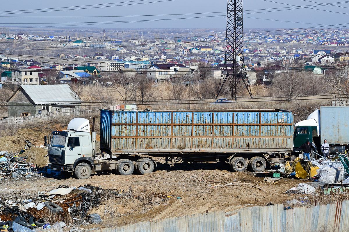 Волгоградская область, № В 840 ВВ 134 — МАЗ-64229