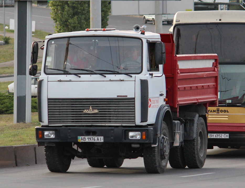 Винницкая область, № АВ 1976 АІ — МАЗ-555102