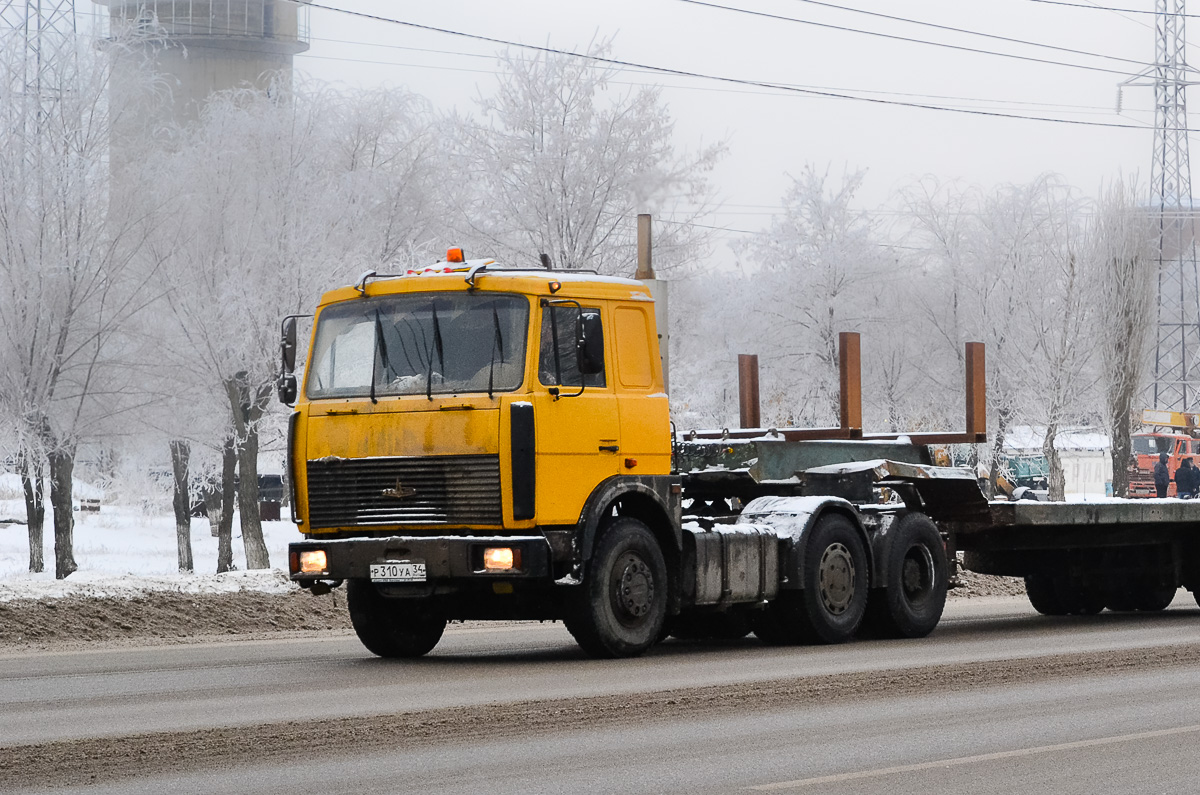 Волгоградская область, № Р 310 УА 34 — МАЗ-642208