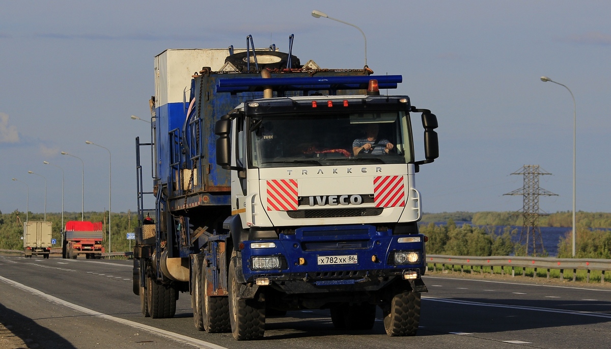 Ханты-Мансийский автоном.округ, № Х 782 ХК 86 — IVECO-AMT Trakker ('2007)