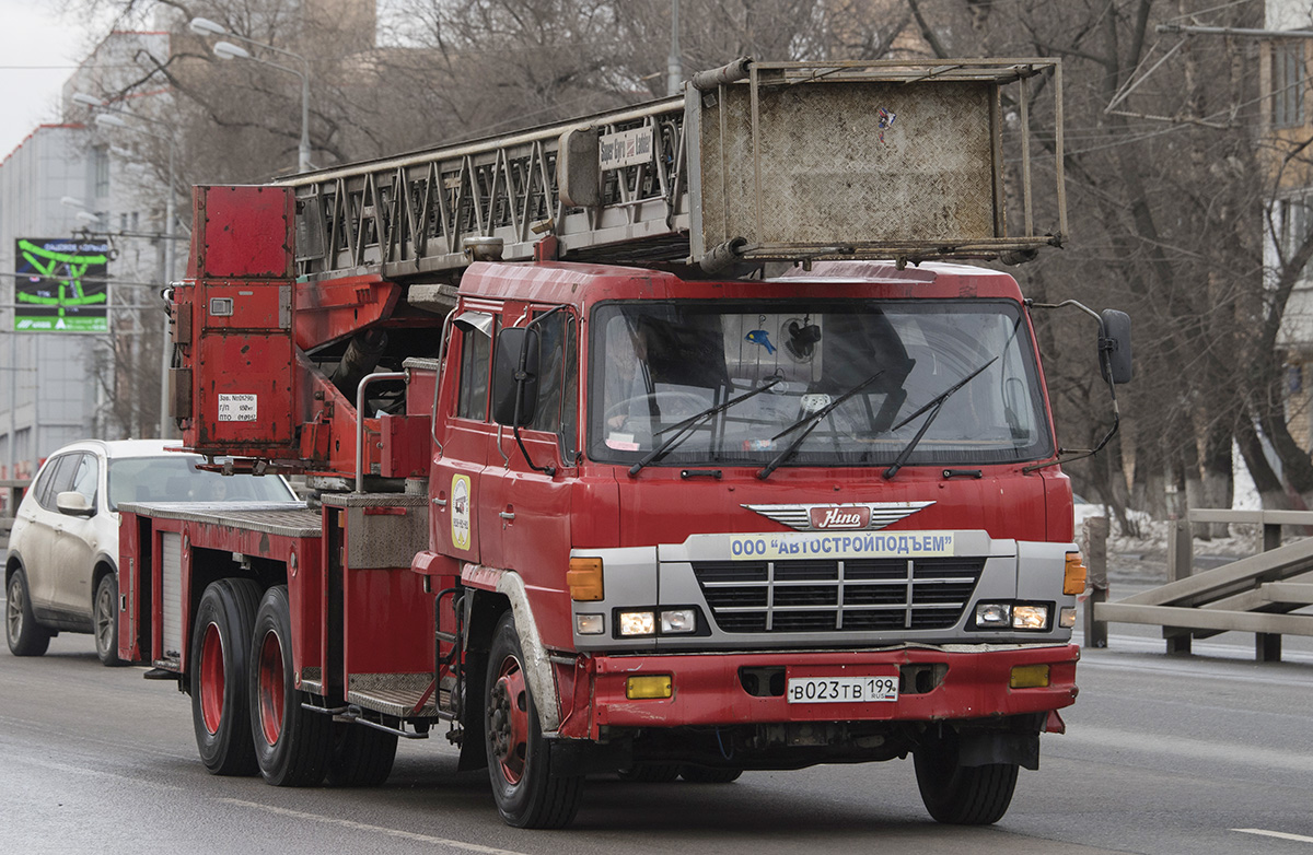 Москва, № В 023 ТВ 199 — Hino (общая модель)