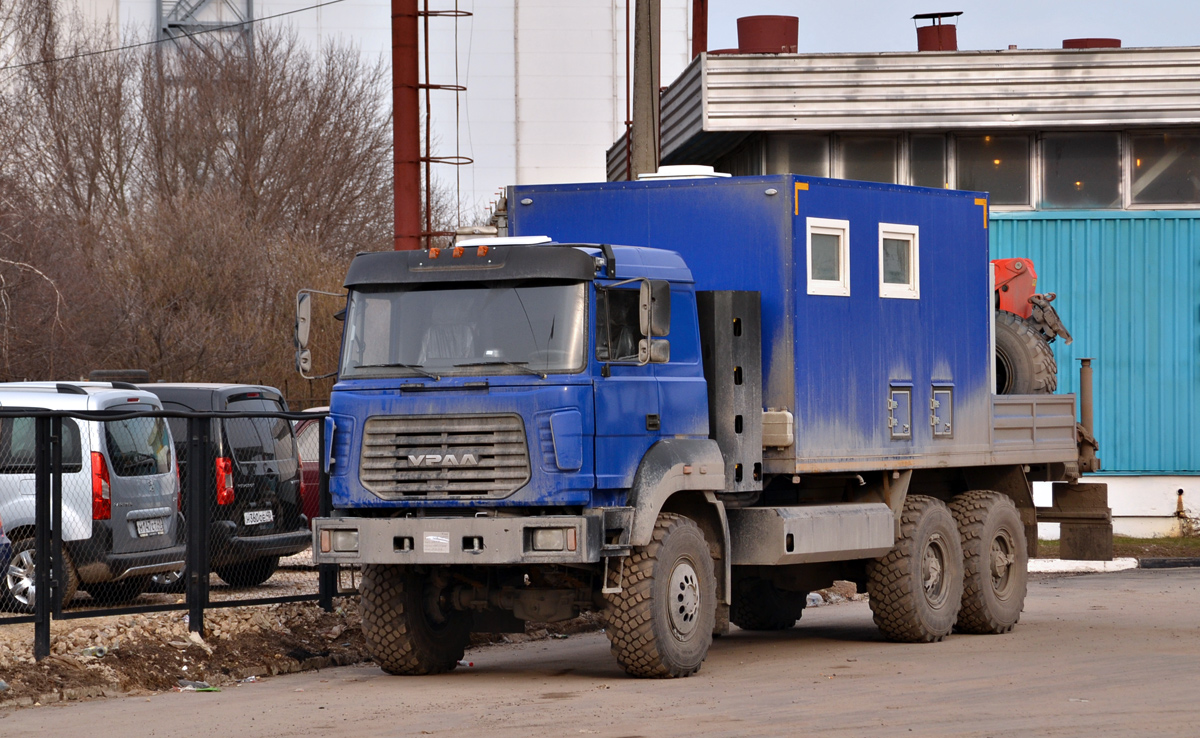 Калужская область, № (40) Б/Н 0013 — Урал-4320-82М