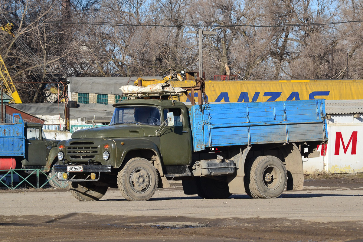 Волгоградская область, № О 092 МУ 34 — ЗИЛ-431412