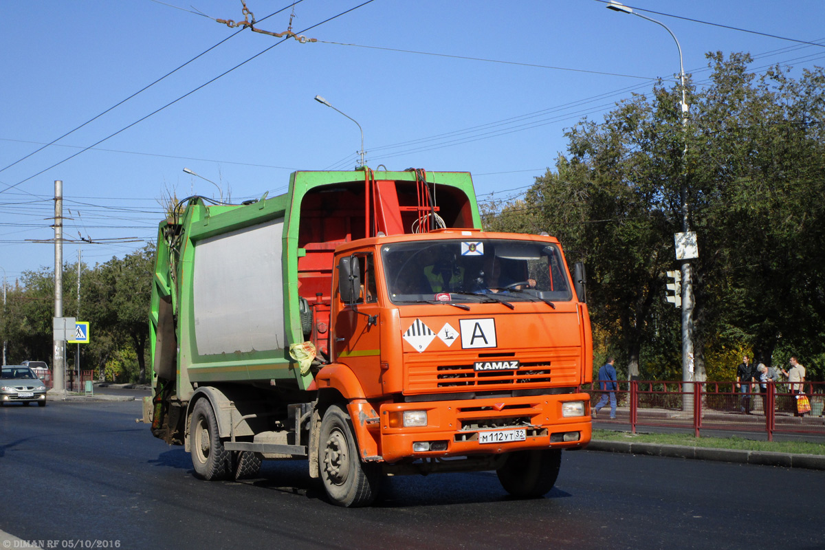 Волгоградская область, № М 112 УТ 32 — КамАЗ-53605-62