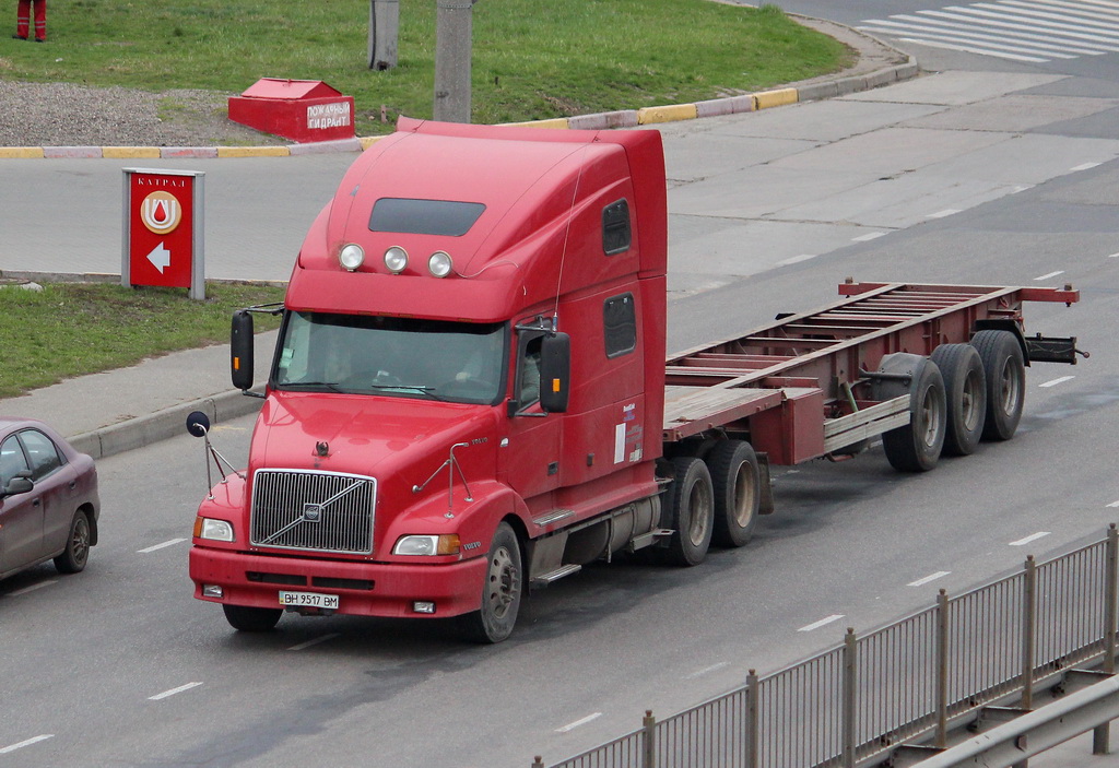 Одесская область, № ВН 9517 ВМ — Volvo VNL770