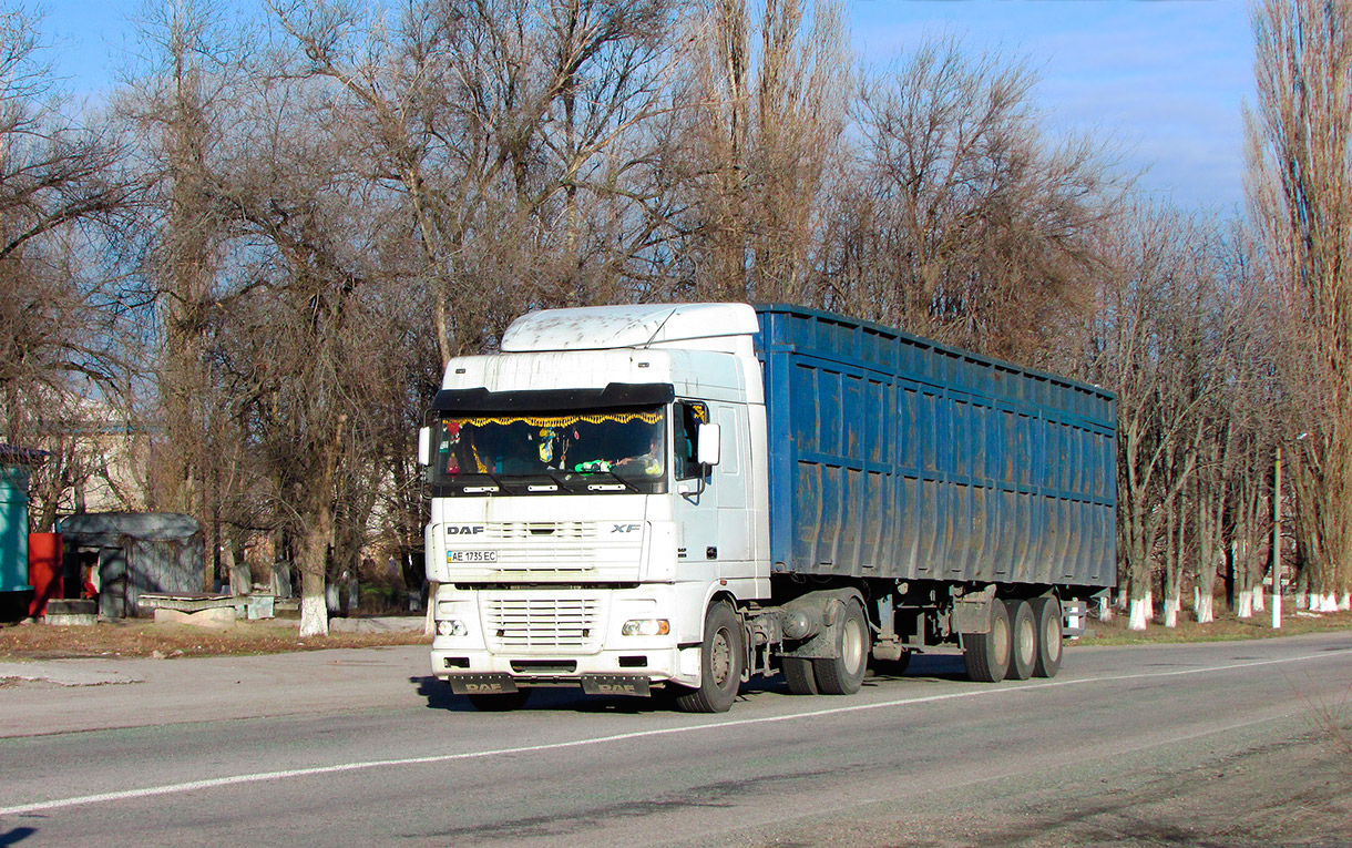 Днепропетровская область, № АЕ 1735 ЕС — DAF XF95 FT