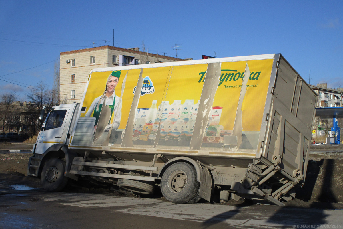 Волгоградская область, № А 068 РА 134 — Mercedes-Benz Axor 1823