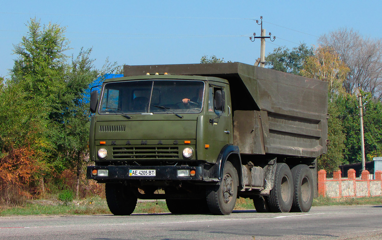 Днепропетровская область, № АЕ 4205 ВТ — КамАЗ-5511