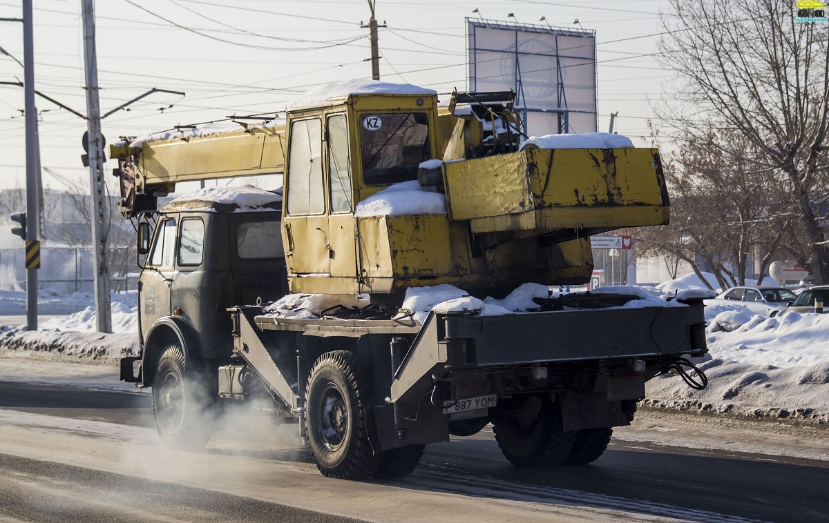 Восточно-Казахстанская область, № F 887 YOM — МАЗ-500 (общая модель)