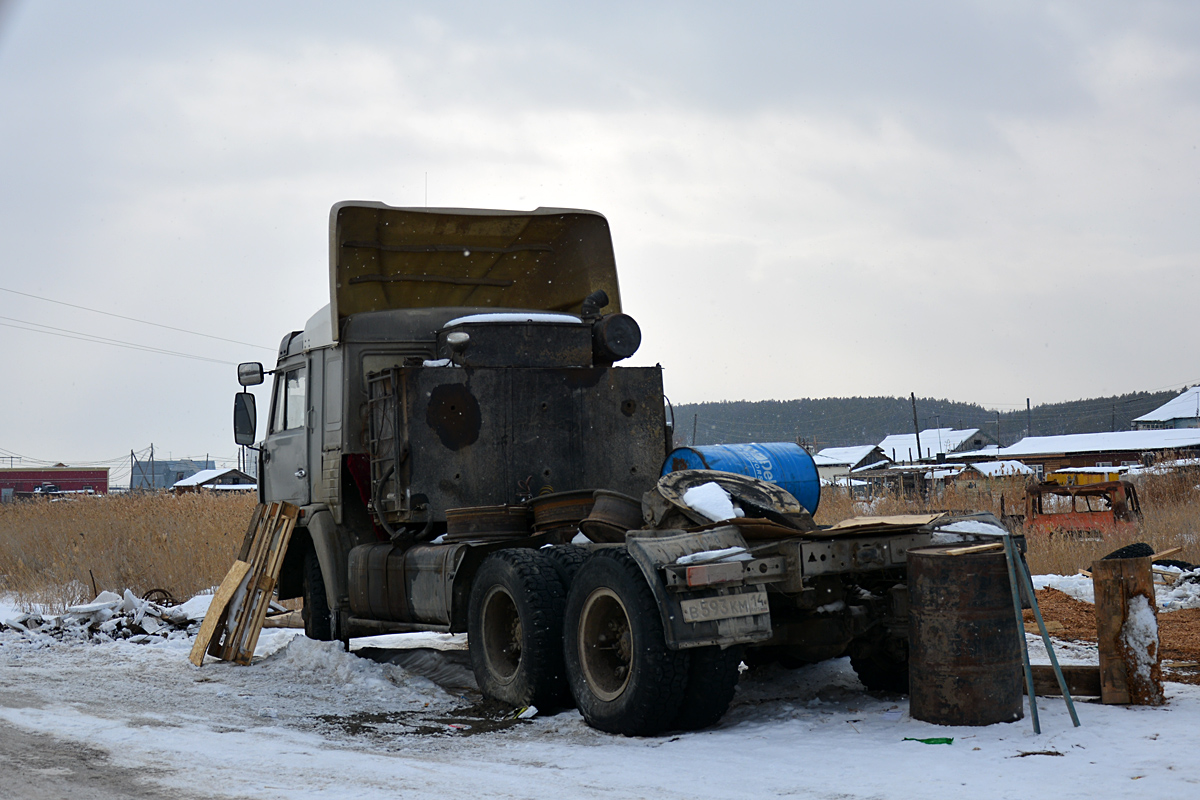 Саха (Якутия), № В 593 КМ 14 — КамАЗ-54112