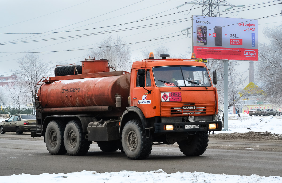 Волгоградская область, № О 042 ХУ 34 — КамАЗ-43118-10 [43118K]