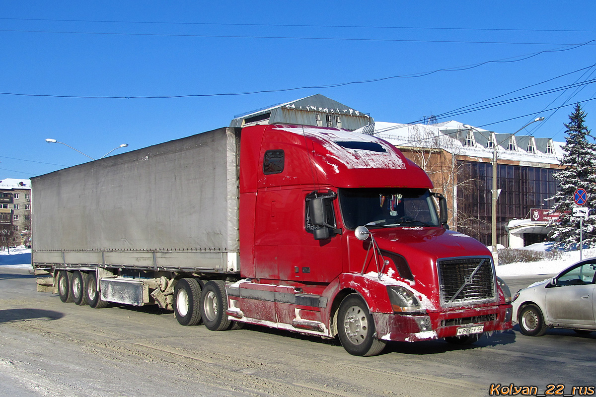 Алтайский край, № Н 898 СУ 22 — Volvo VNL670