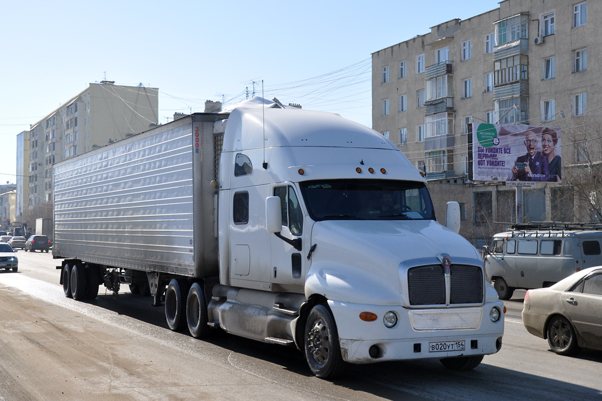 Новосибирская область, № В 020 УТ 154 — Kenworth T2000