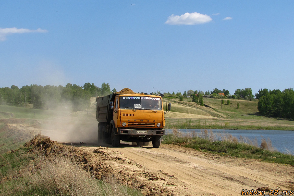 Алтайский край, № Р 042 РН 22 — КамАЗ-5511