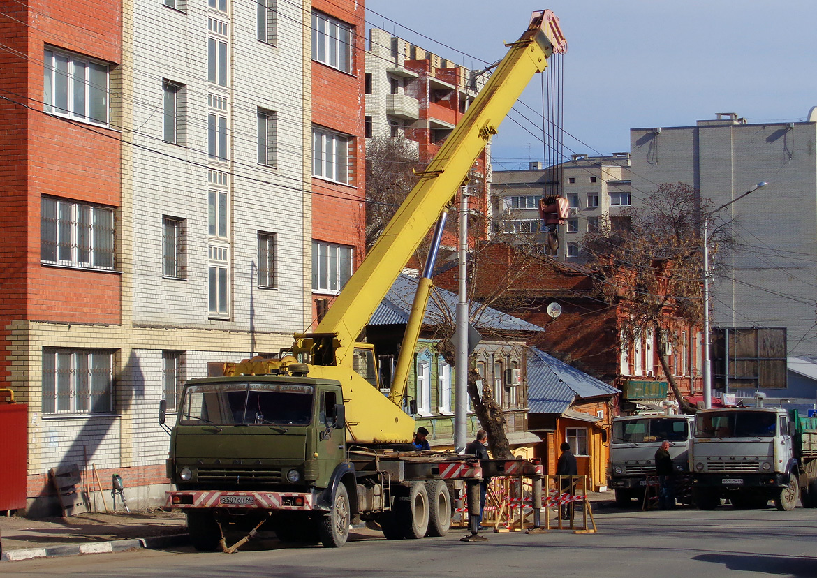 Саратовская область, № В 507 ОН 64 — КамАЗ-53212