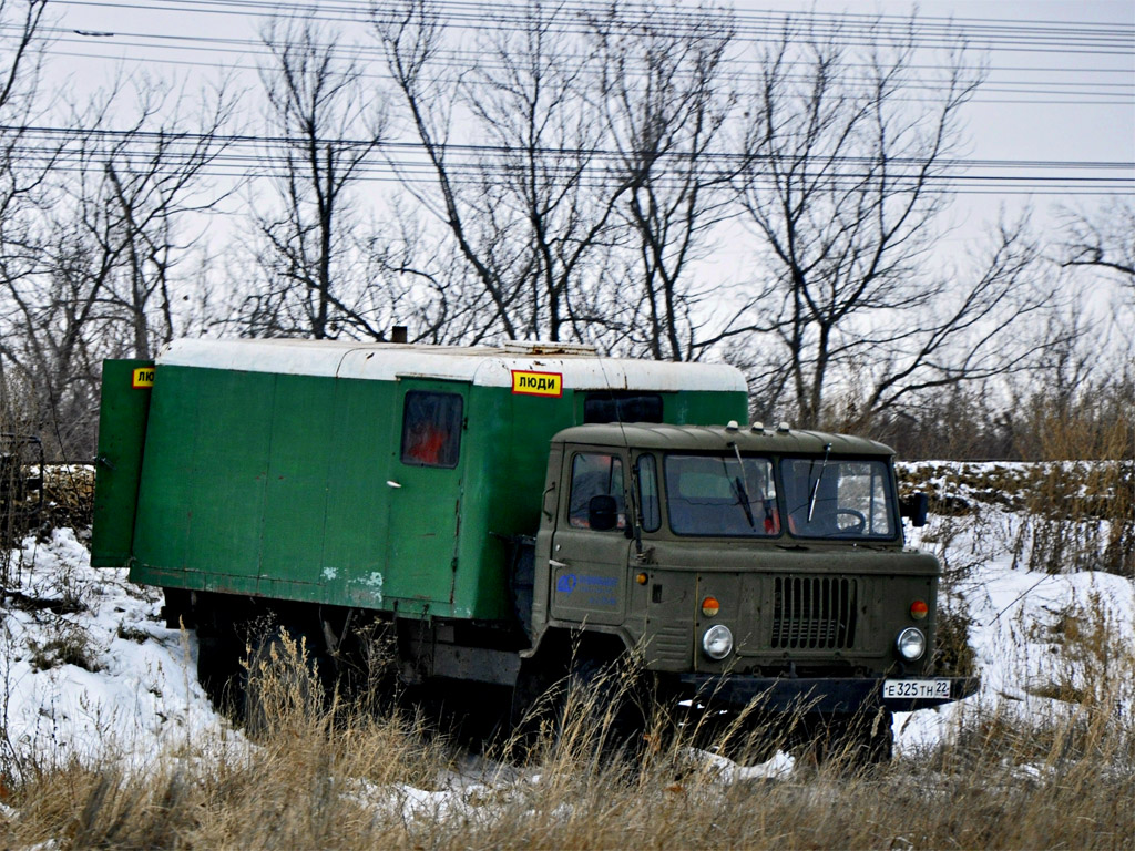 Алтайский край, № Е 325 ТН 22 — ГАЗ-66-31