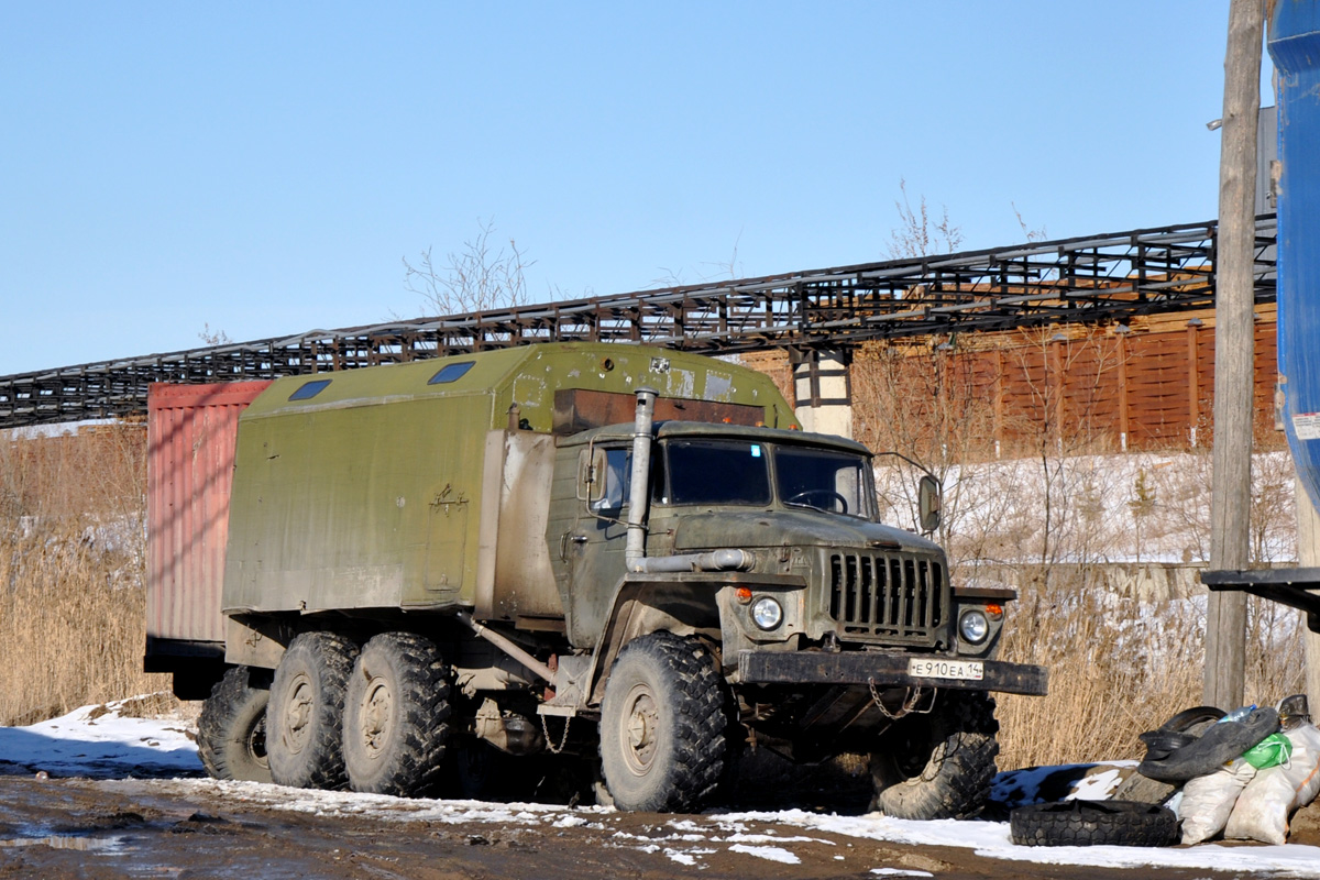 Саха (Якутия), № Е 910 ЕА 14 — Урал-375ДМ