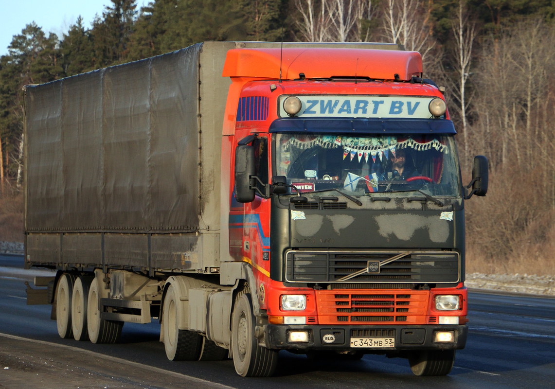 Новгородская область, № С 343 МВ 53 — Volvo ('1993) FH12.420