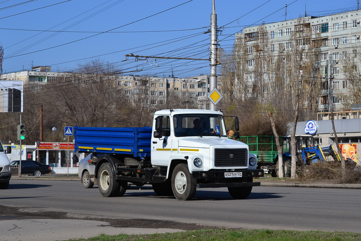 Волгоградская область, № В 521 УР 134 — ГАЗ-3309