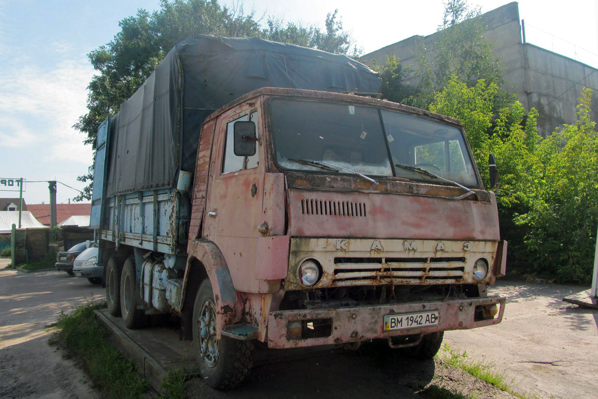 Сумская область, № ВМ 1942 АВ — КамАЗ-53212