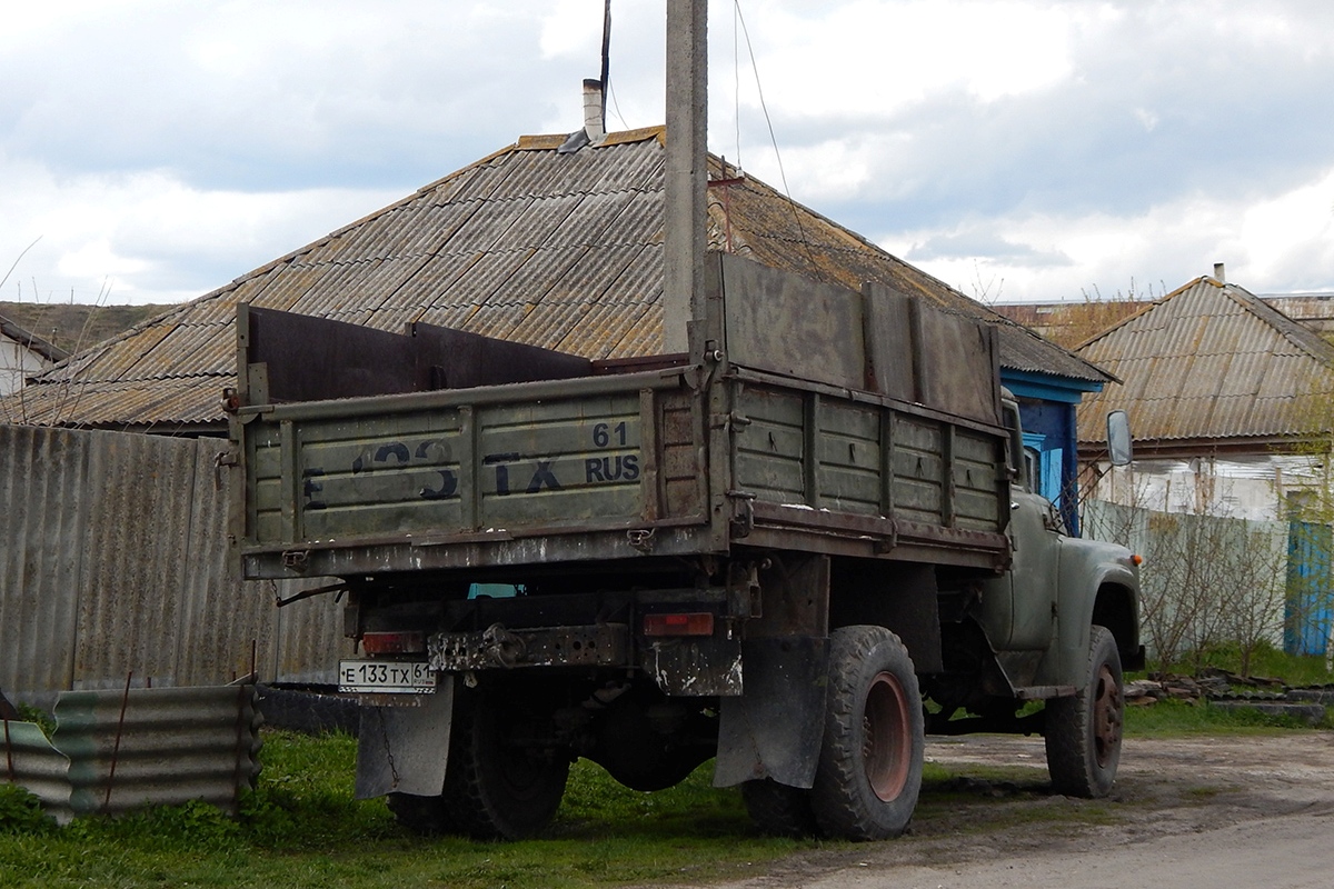 Воронежская область, № Е 133 ТХ 61 — ЗИЛ-130Б2