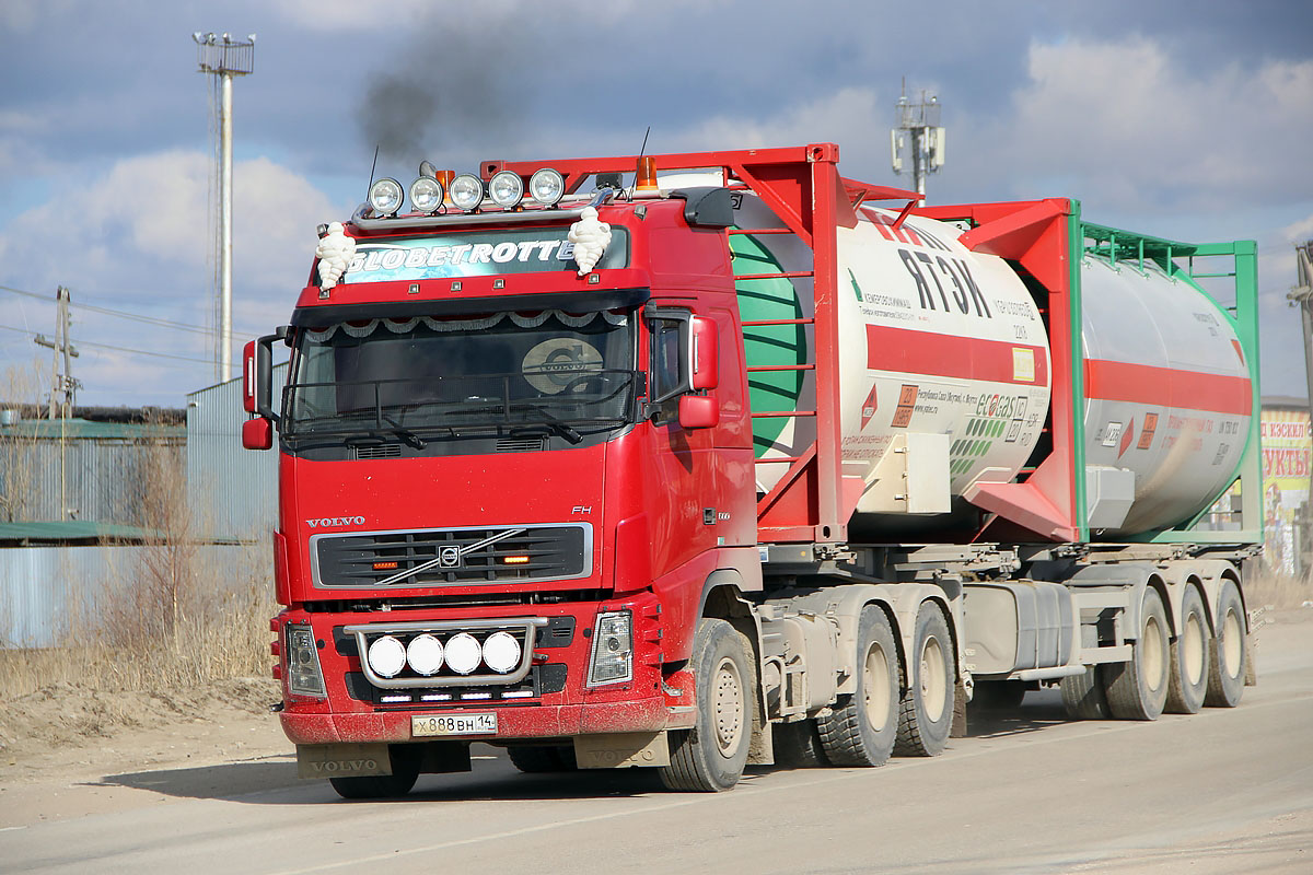 Саха (Якутия), № Х 888 ВН 14 — Volvo ('2002) FH12.500