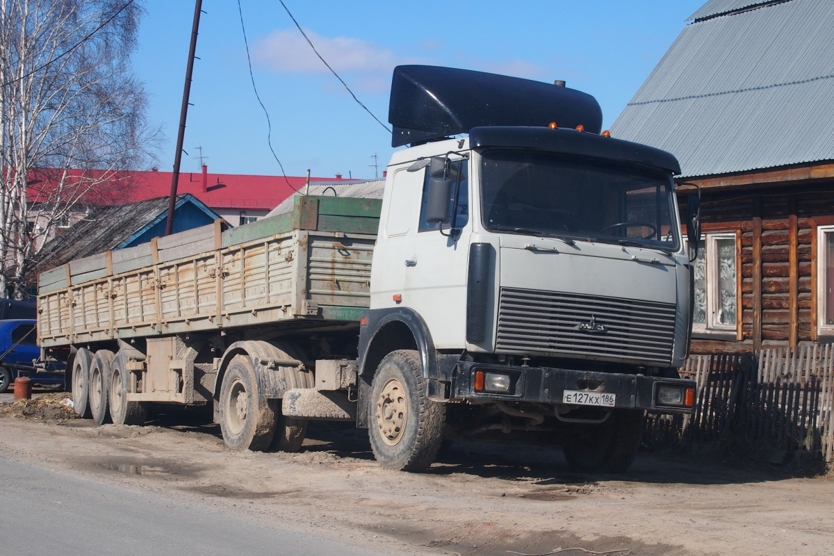 Ханты-Мансийский автоном.округ, № Е 127 КХ 186 — МАЗ-54329