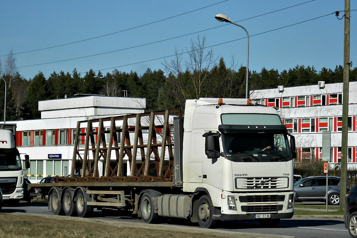 Латвия, № HZ-5116 — Volvo ('2002) FH12.400