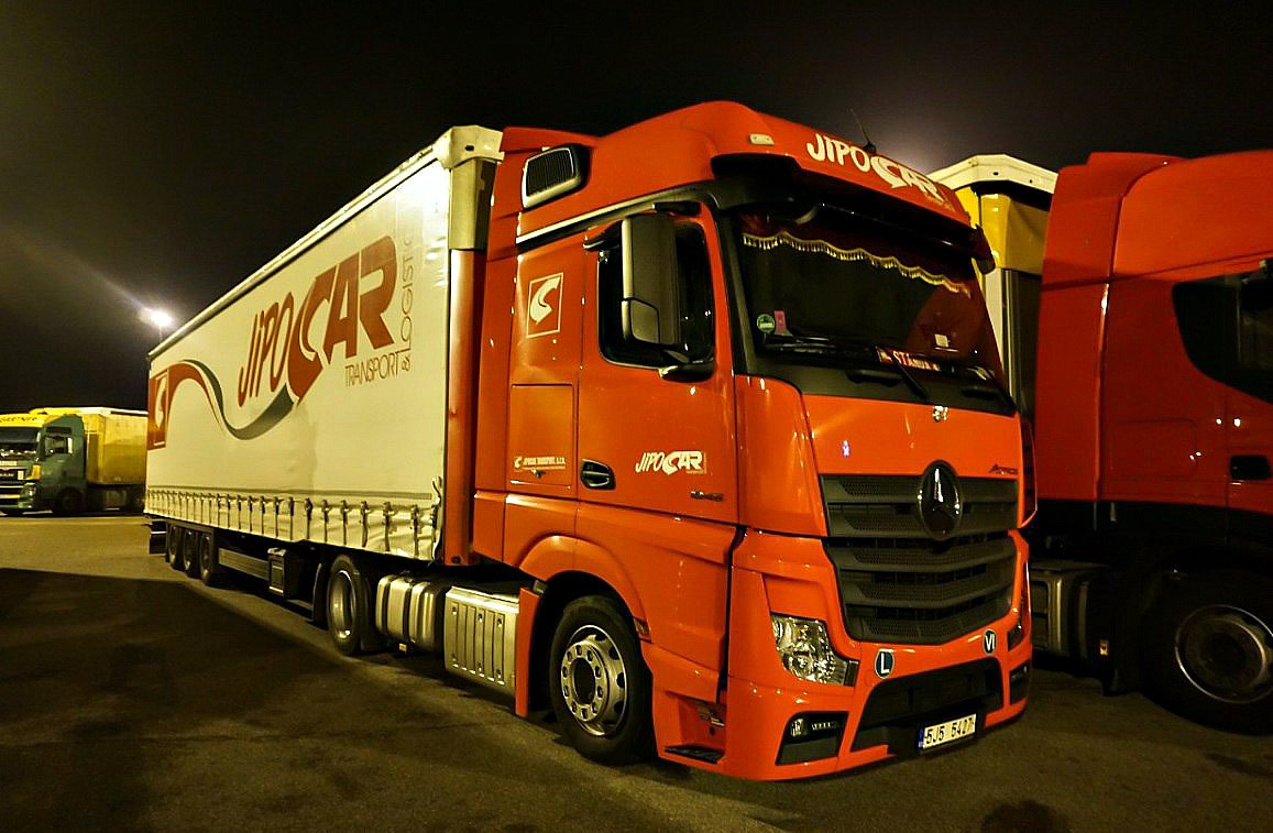 Чехия, № 5J5 5427 — Mercedes-Benz Actros ('2011) 1845