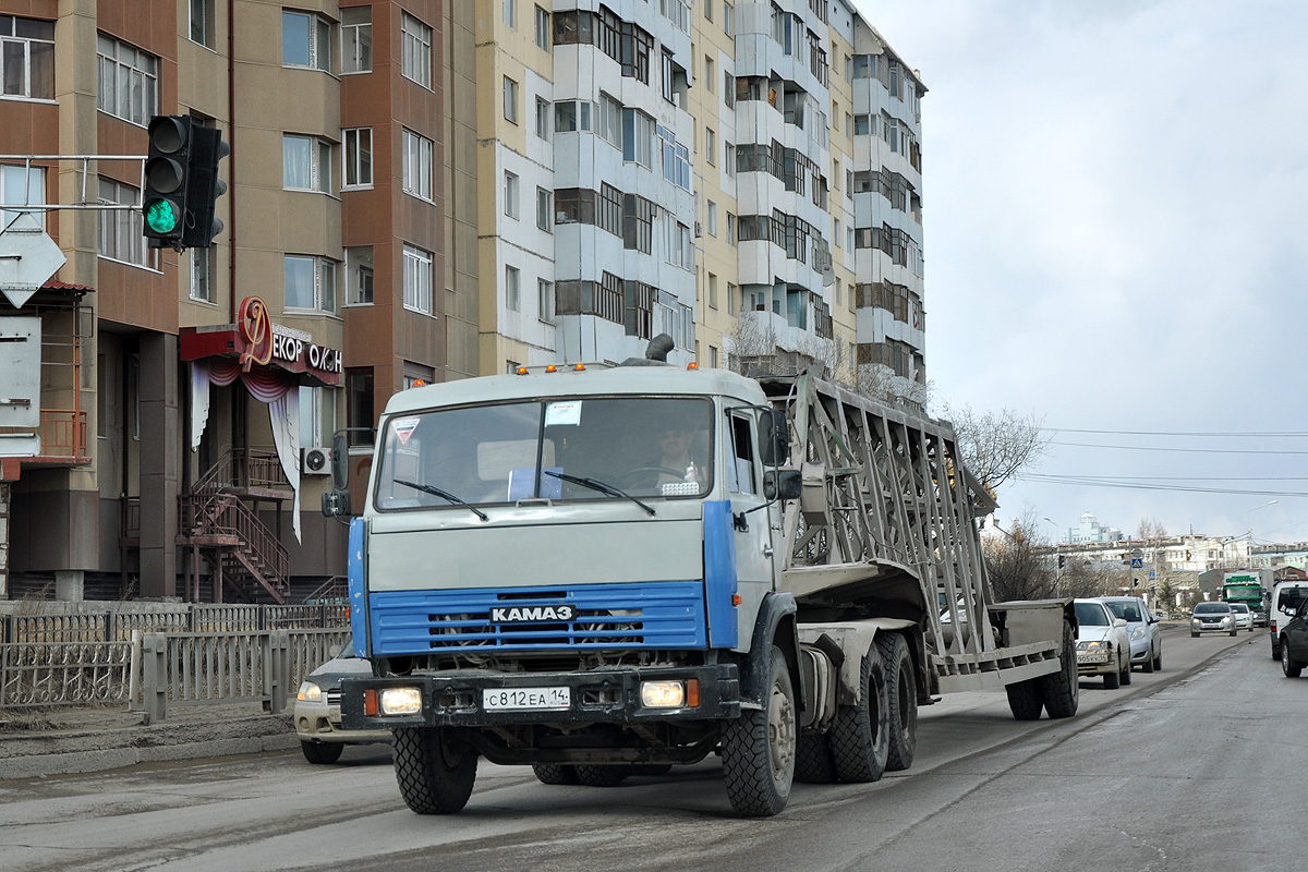 Саха (Якутия), № С 812 ЕА 14 — КамАЗ-54115 (общая модель); Саха (Якутия), № АВ 3070 14 — ПП-1307А