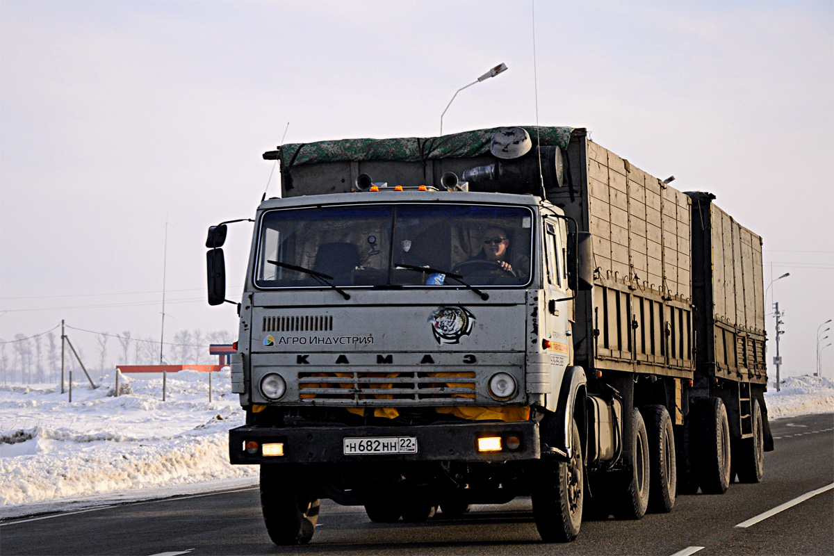 Алтайский край, № Н 682 НН 22 — КамАЗ-53212