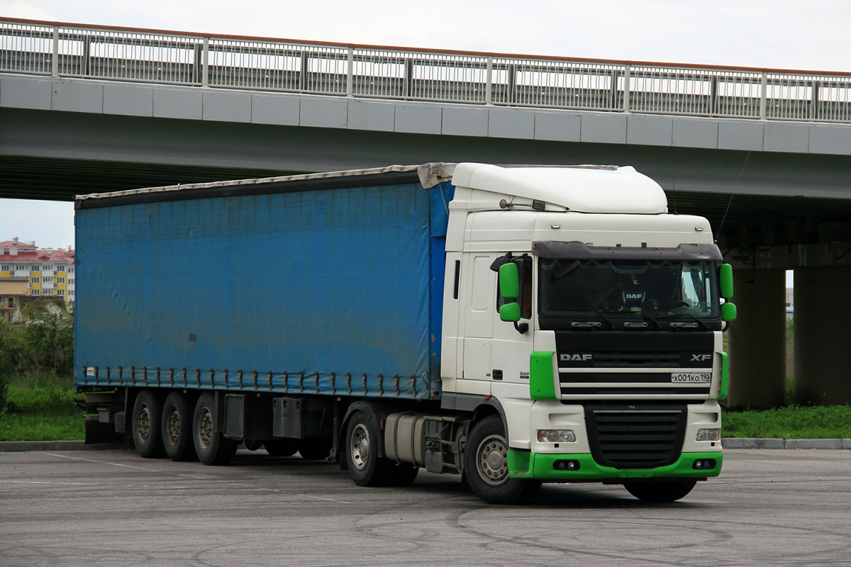 Московская область, № Х 001 КО 190 — DAF XF105 FT