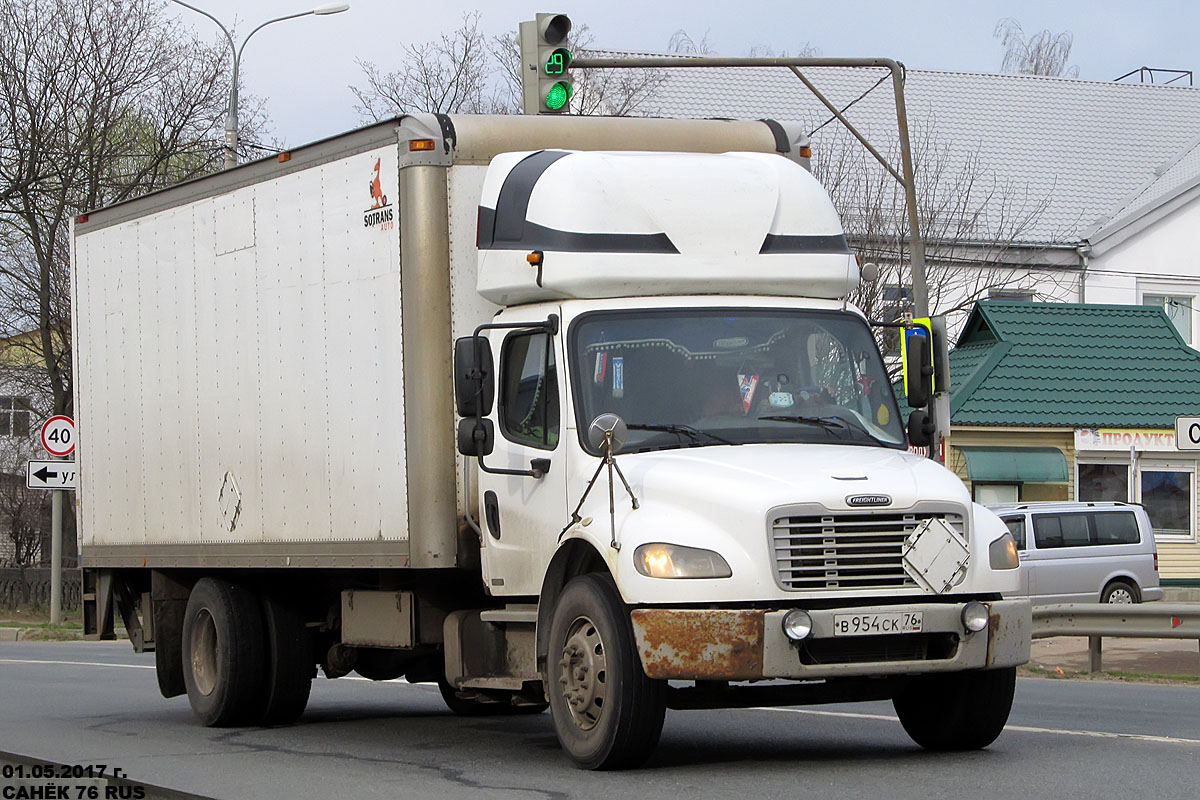 Ярославская область, № В 954 СК 76 — Freightliner Business Class M2